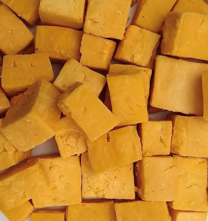 Dog Bites - Freeze-Dried Cheddar Cheese Treats (For Dogs)